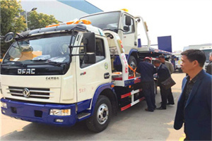 涉县汽车道路救援拖车价格